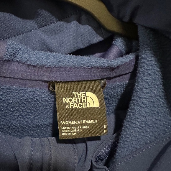 The north face jacket - Picture 3 of 3
